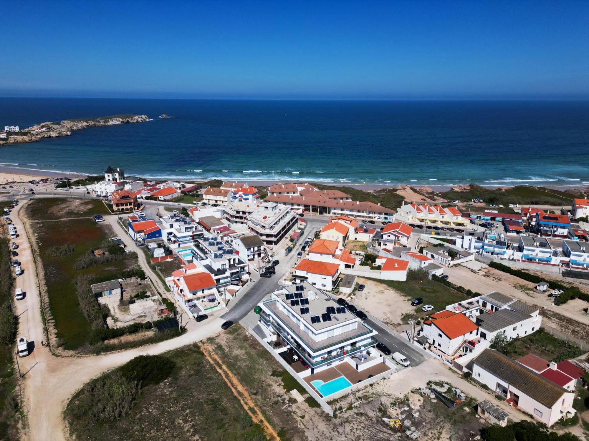 Beach & Surf Lovers Apartment With Ac - Đảo Baleal Ngoại thất bức ảnh