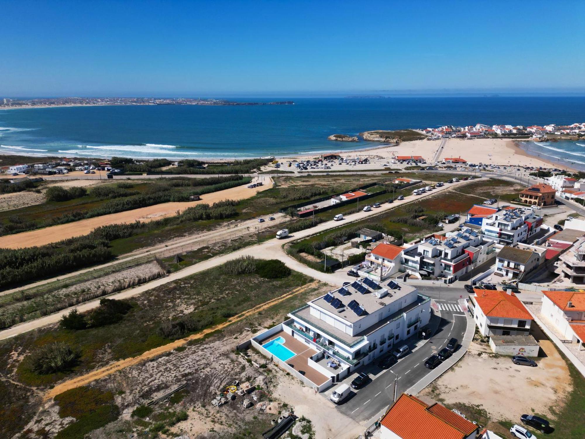 Beach & Surf Lovers Apartment With Ac - Đảo Baleal Ngoại thất bức ảnh