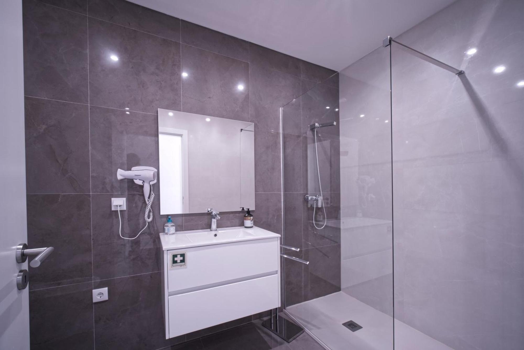 Beach & Surf Lovers Apartment With Ac - Đảo Baleal Ngoại thất bức ảnh