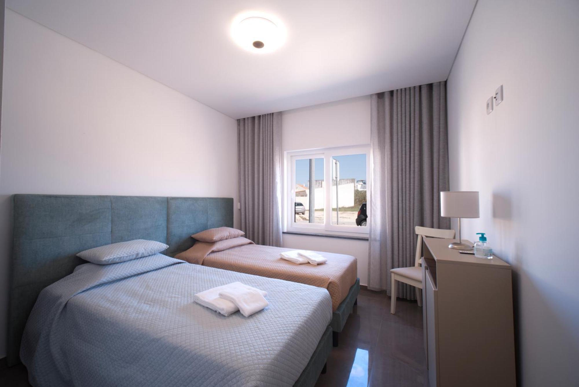 Beach & Surf Lovers Apartment With Ac - Đảo Baleal Ngoại thất bức ảnh