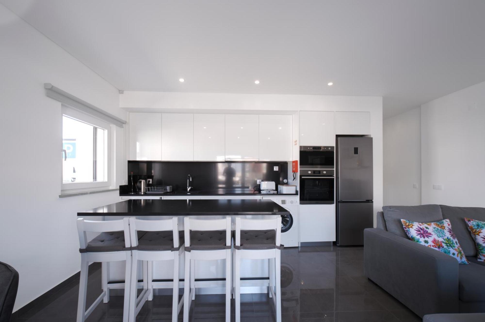 Beach & Surf Lovers Apartment With Ac - Đảo Baleal Ngoại thất bức ảnh